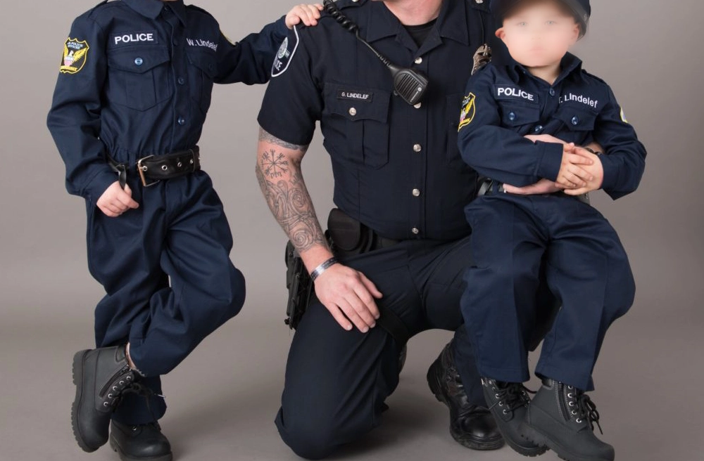 Hoe draag je een cosplay -kostuum?